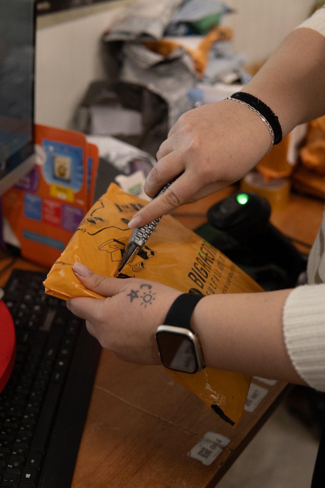 Returns and claims handling at the BigArena fulfillment center